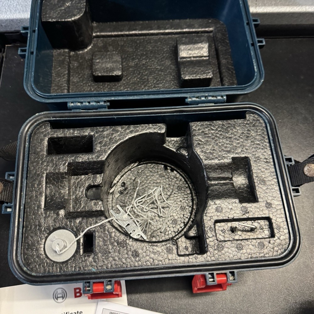 Bosch GOL26 Automatic Optical Level - Blue - Nice W/ Case