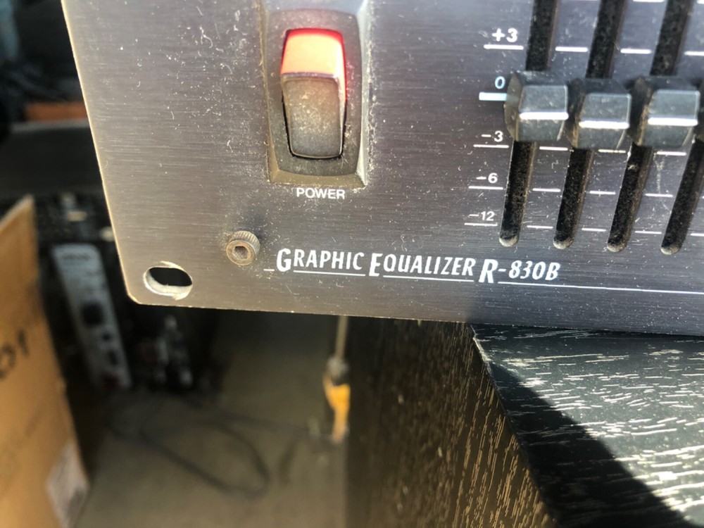 DOD graphic equalizer R-830B