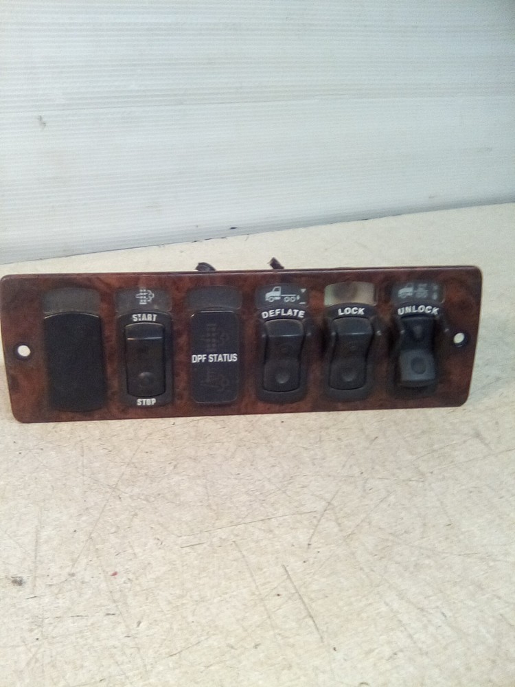 Kenworth S64-1043-6 Dash Panel