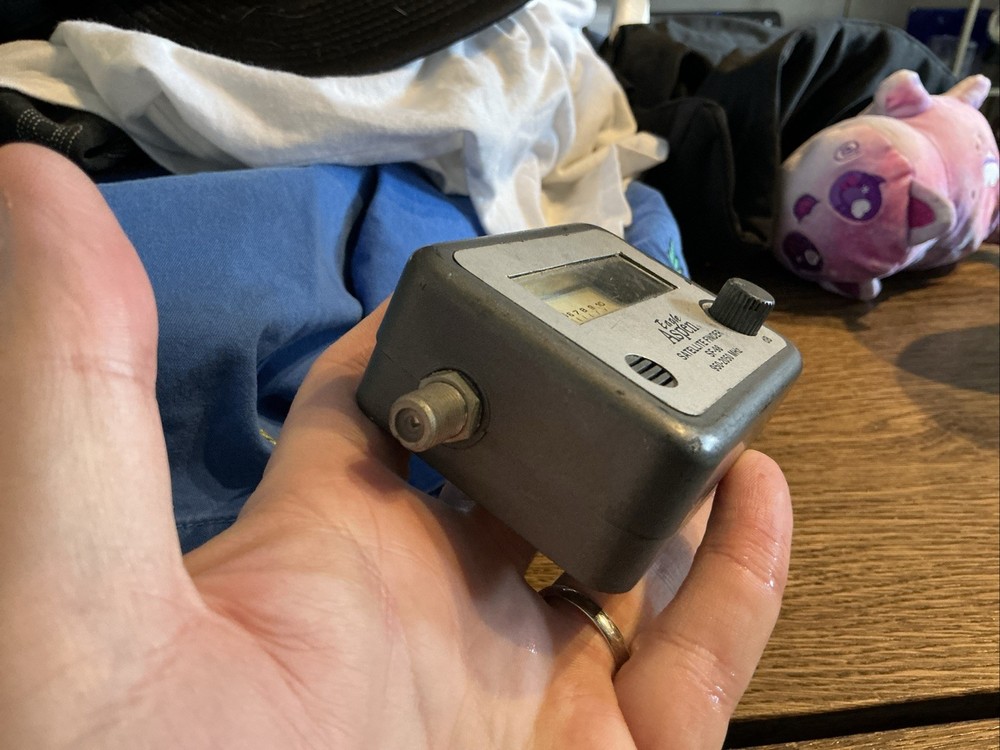 Eagle Aspen SF-98 Satellite Finder