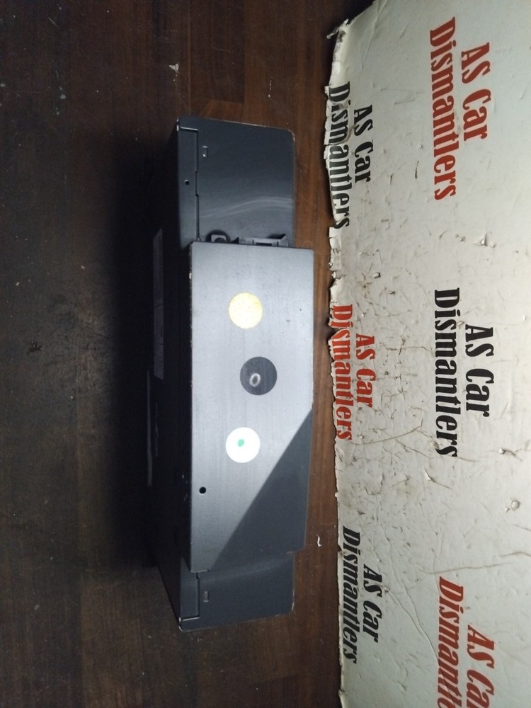 BMW E87 6 CD Disk Changer 6977759 - L13 #A4