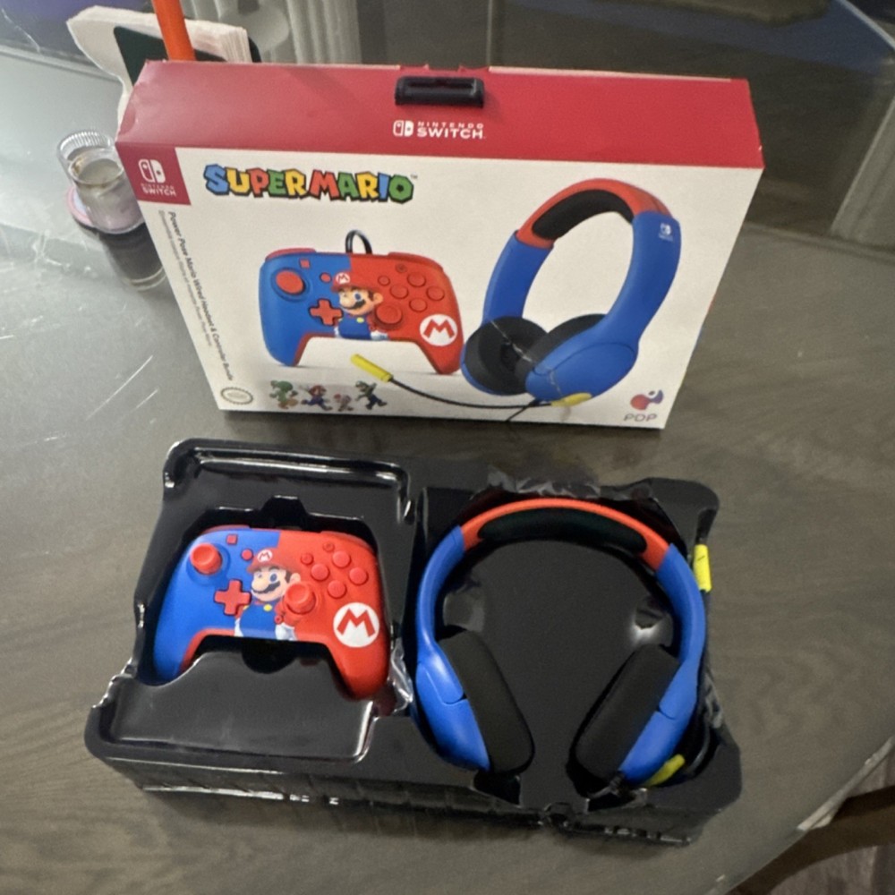 PDP Super Mario Wired Headset & Controller Bundle Power Pose Mario for Switch