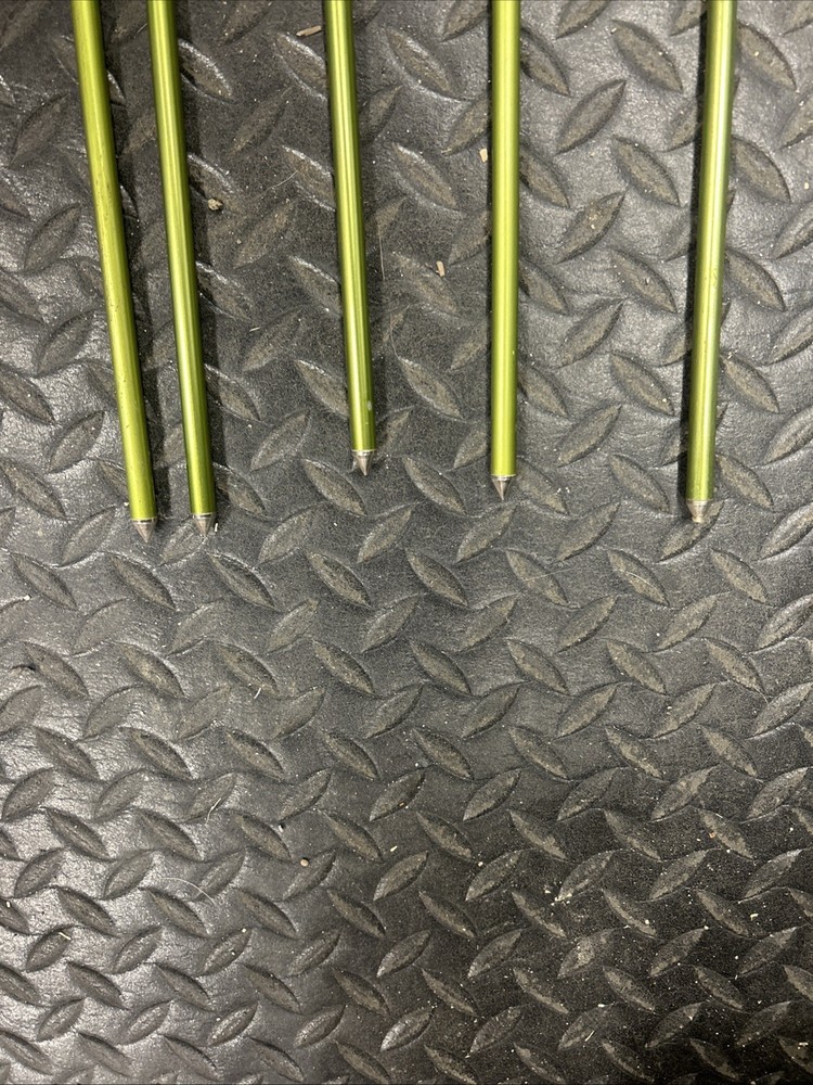 Genesis Right Handed Compound Bow Kit - Red