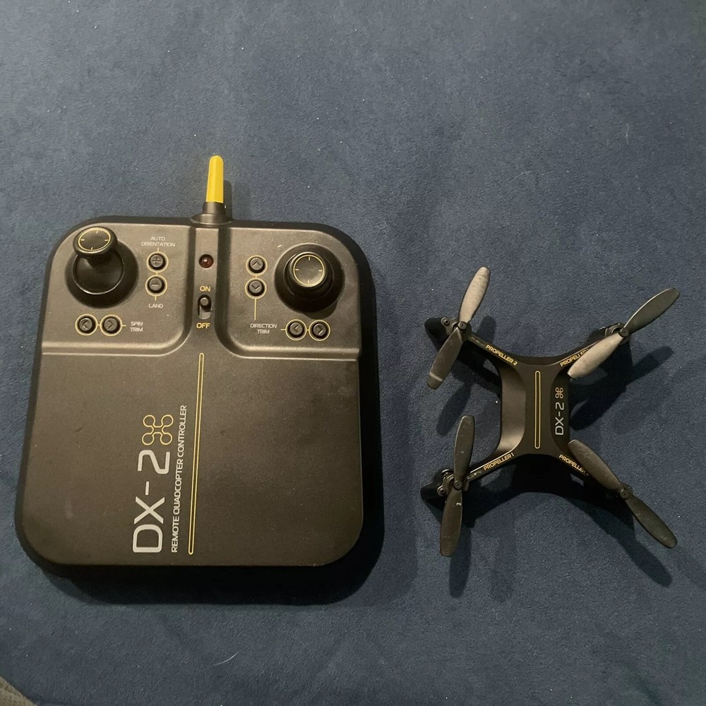 SHARPER IMAGE DX-2 Remote Quadcopter Drone And Controller Both Power On READ DES