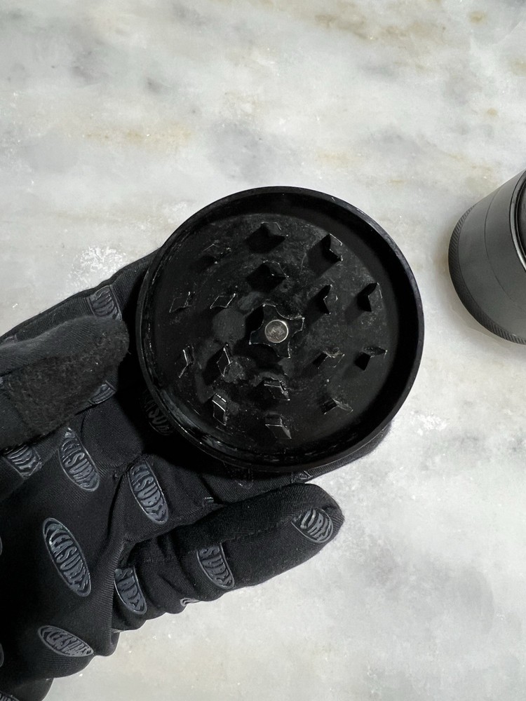 Van Gogh Smoking Skeleton Herb Grinder Size Large