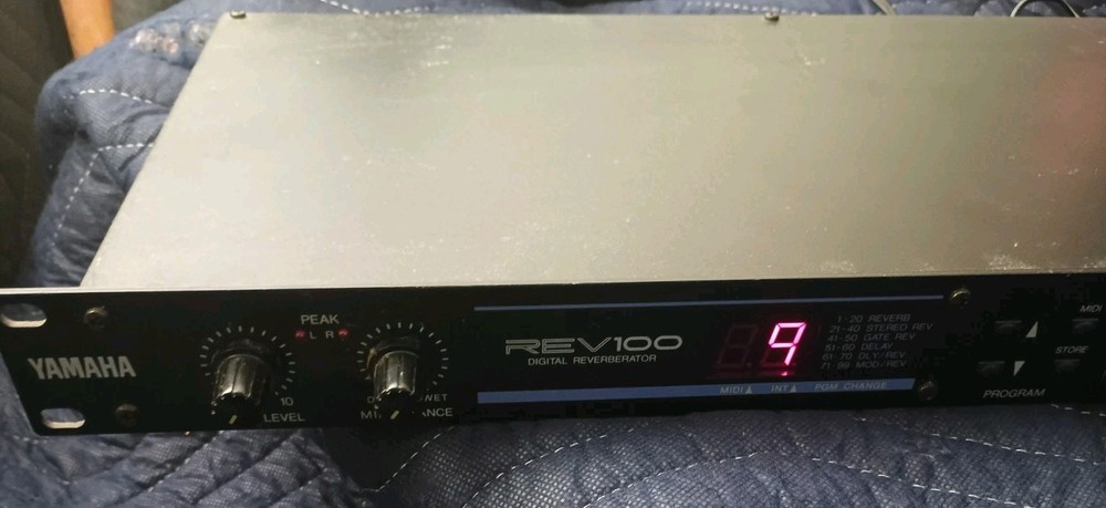 Yamaha REV100 - Digital Reverberator Effect Processor Tested