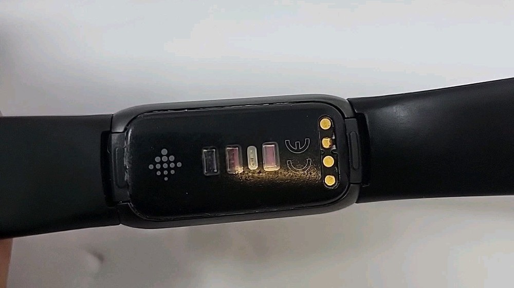 Fitbit FB163ABBKS Classic Band for ALTA HR - Black
