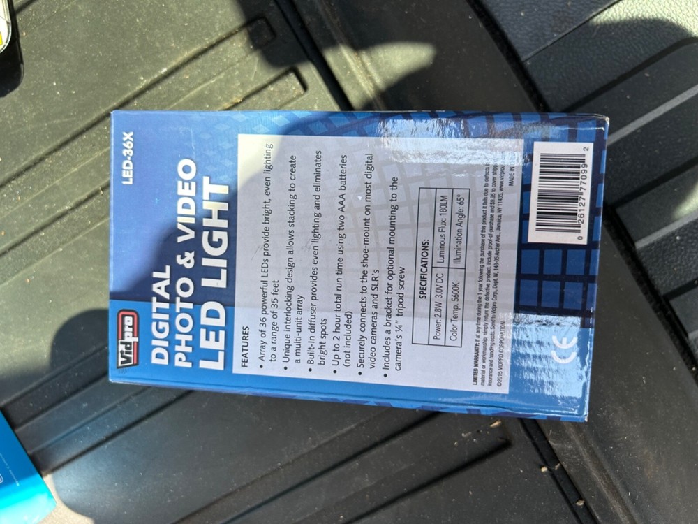 vidpro digital photo and video led light. led--36x