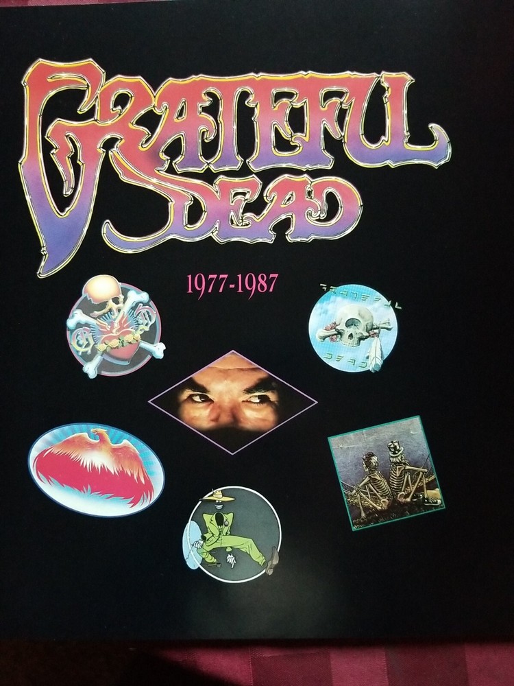 GRATEFUL DEAD BOOKLET