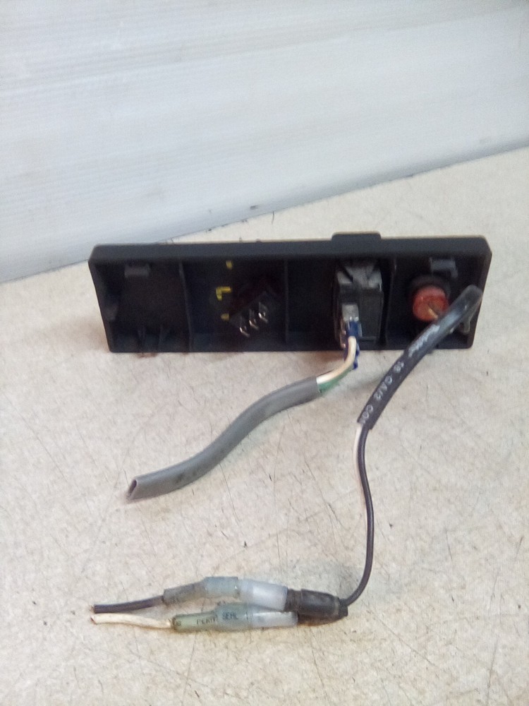 International 16867673 Switch/Dash Panel