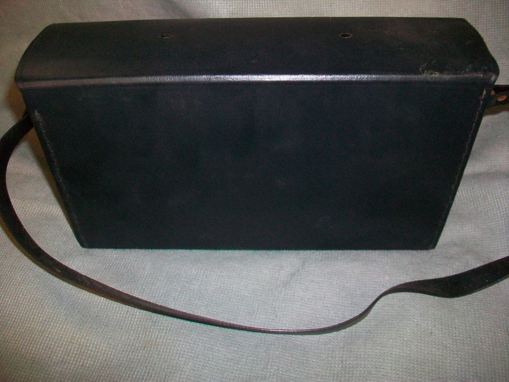 VINTAGE SONY BCP-4 BATTERY PACK & CASE