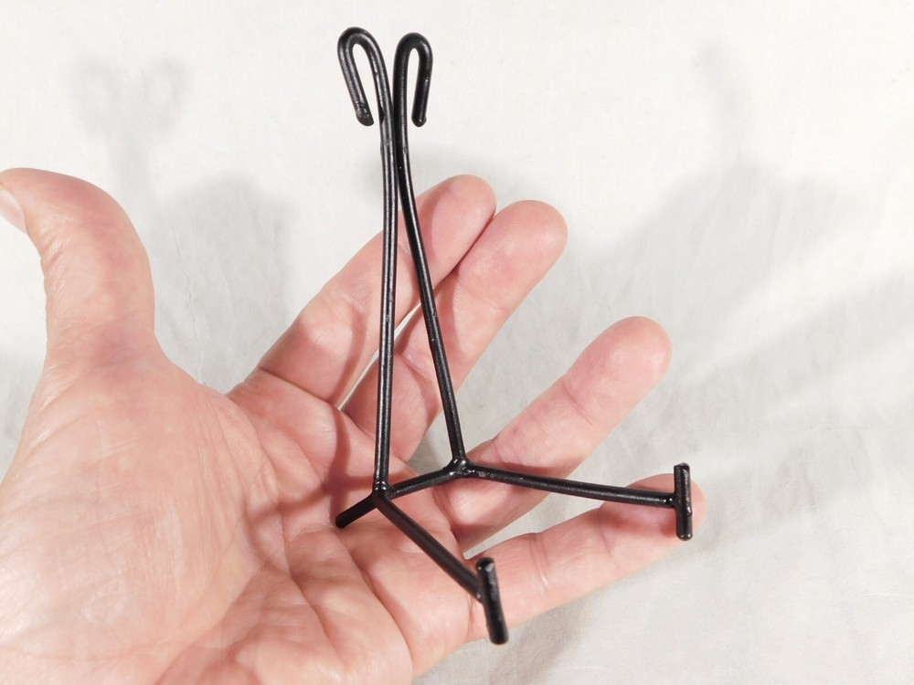 Easel Display Stand with Scroll Design! Black Iron Medium Size