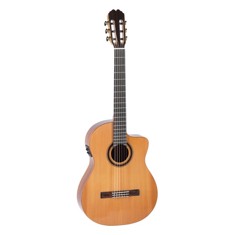 Admira Granada Ectf Cutaway Electrified Classical Thin Body With Solid Cedar Top