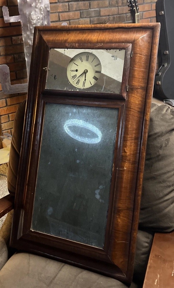 George Hills Mirror Clock