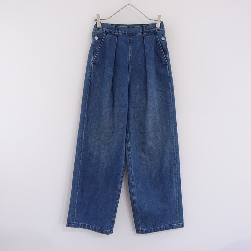 MACPHEE Side-Button Denim Tuck Wide Pants (Size 32)