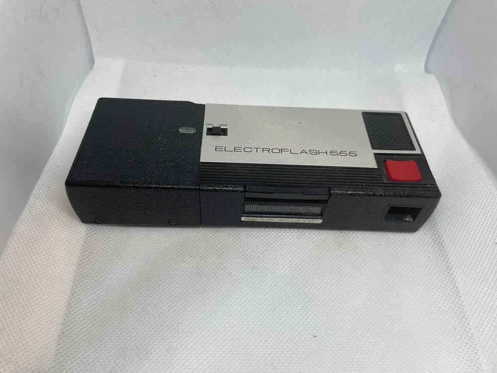 Vintage Continental ELECTROFLASH 555 Camera