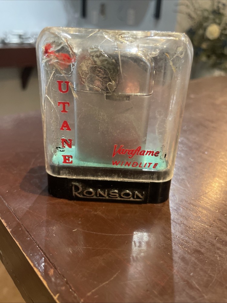 Vintage 1960’s Ronson Lighter With Chevron Atomic Design