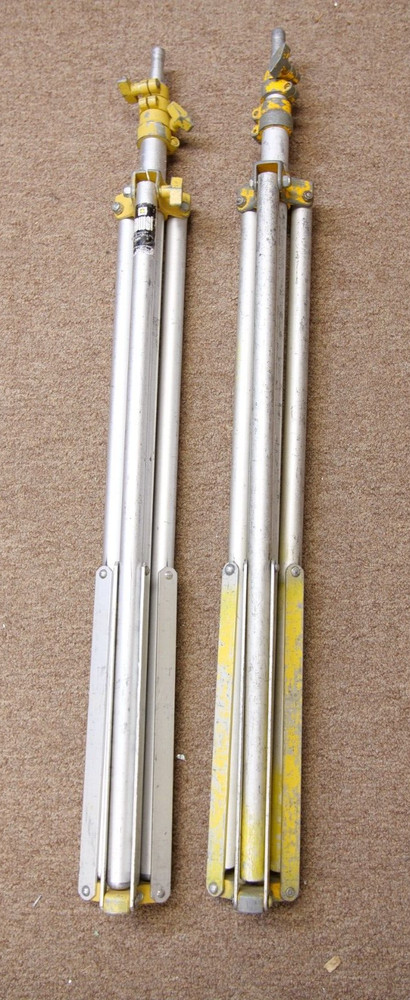 2pcs Lowel 9' Light Stands