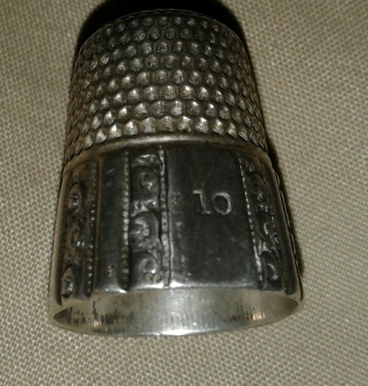 Antique Simons Brothers Sterling Silver Thimble