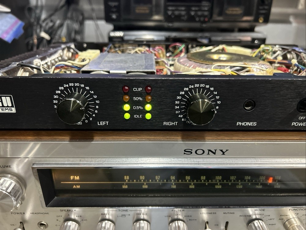 BGW 150 Broadcast Power Amp