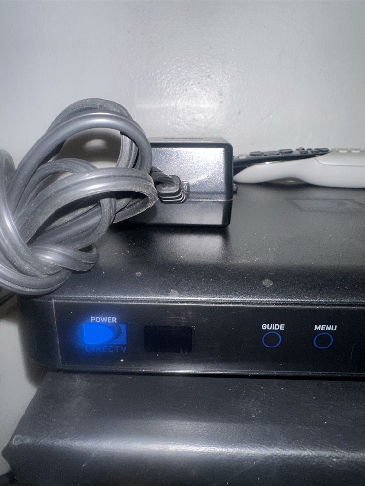 DIRECTV console HR44-500 with cords and remote control tested