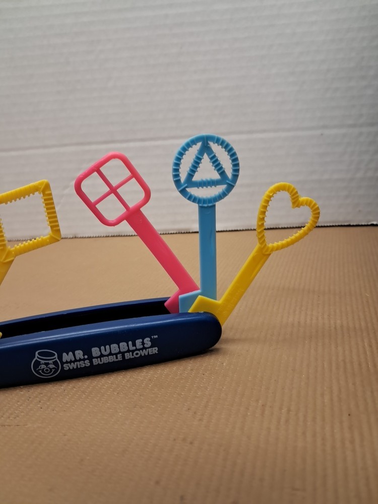 Mr Bubbles Swiss Bubble Blower - 6 different shaped wands