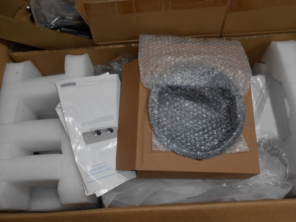 Cisco TelePresence SpeakerTrack 60 System