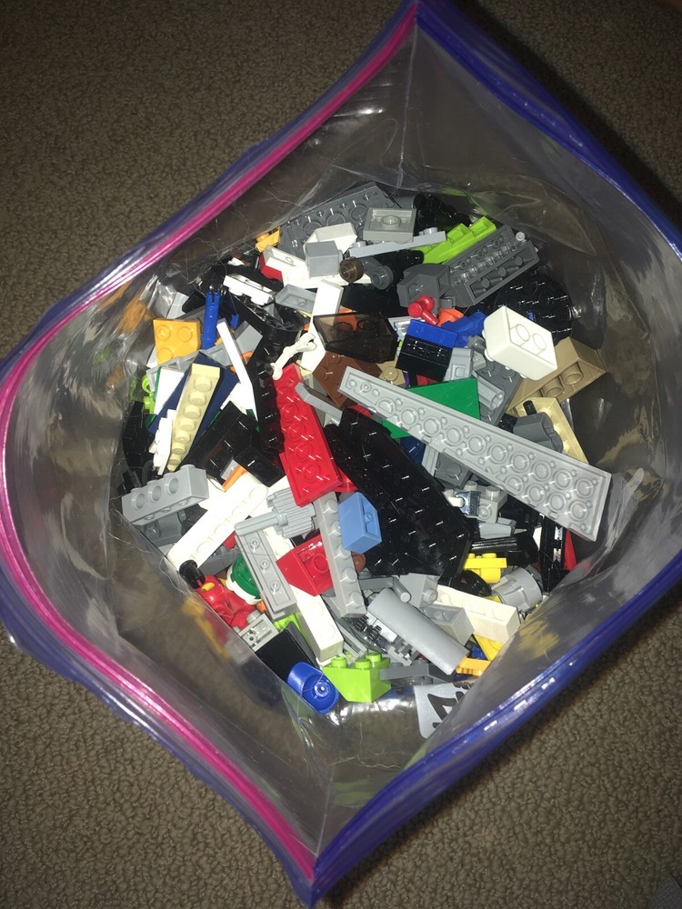 2.6 lbs Assorted LEGO Bulk Mixed Pieces Lot