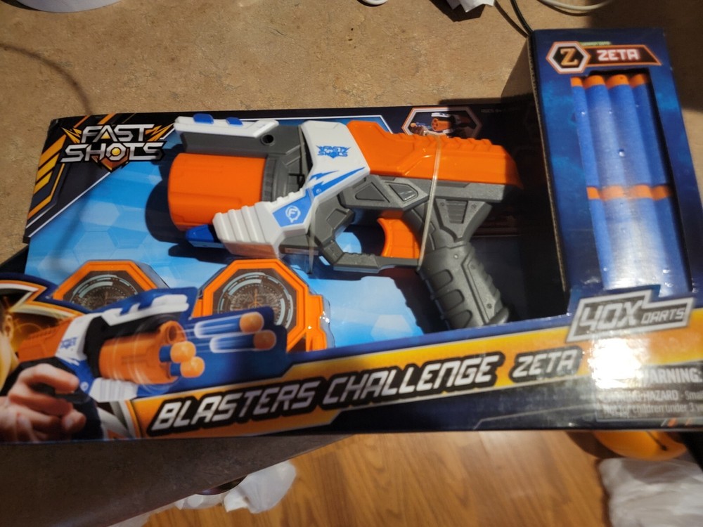 NIP Fast Shots Blasters Challenge Nerf Gun W/40 Darts