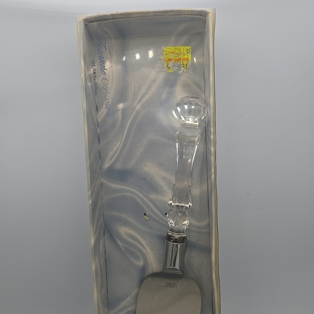 Treasure Masters Wedding Pie Cake Slicer Server Clear Handle Vintage