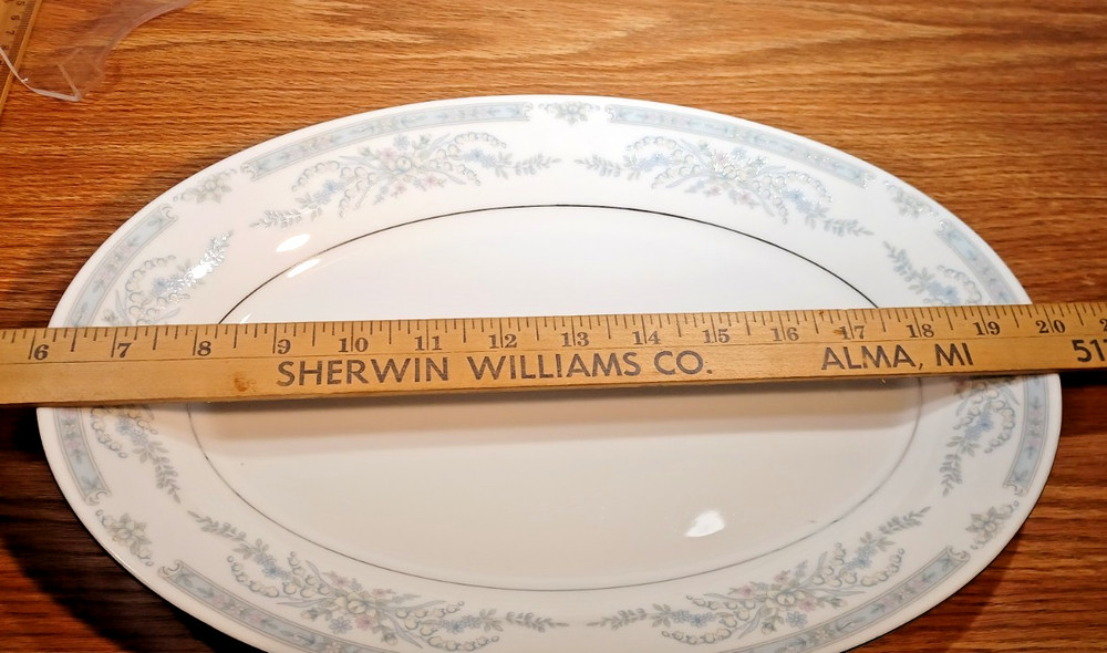 Crown Ming Fine China DIANA 14" Oval Serving Platter