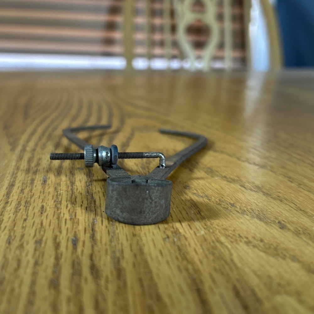 Vintage Outside Spring Calipers Dividers Unmarked Engineering Tools