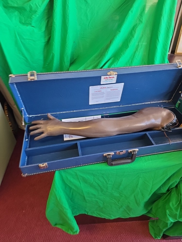 Nasco Life Form LF698 Phlebotomy IV Injection Training Arm