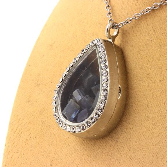 Raw Kyanite Necklace. Drop Model.