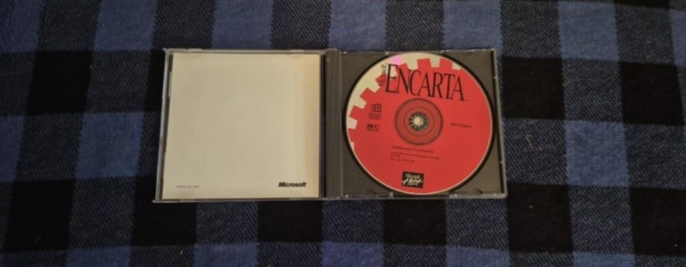 MICROSOFT ENCARTA 1994 Multimedia Encyclopedia CD-ROM Big Box