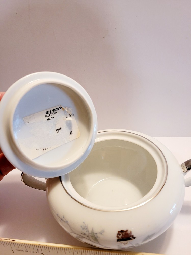 Arlen Fine China 8 Piece Set