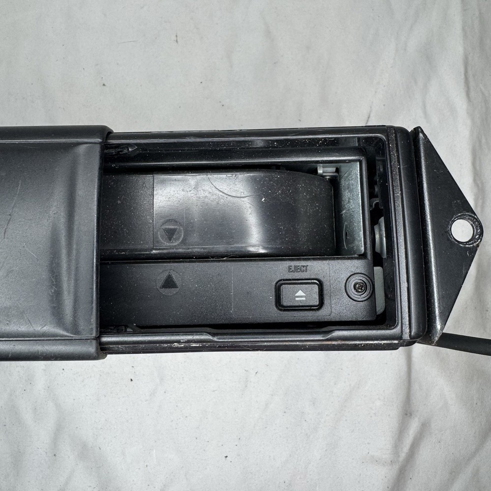 Disc 6 Disc CD DVD DISK changer Untested