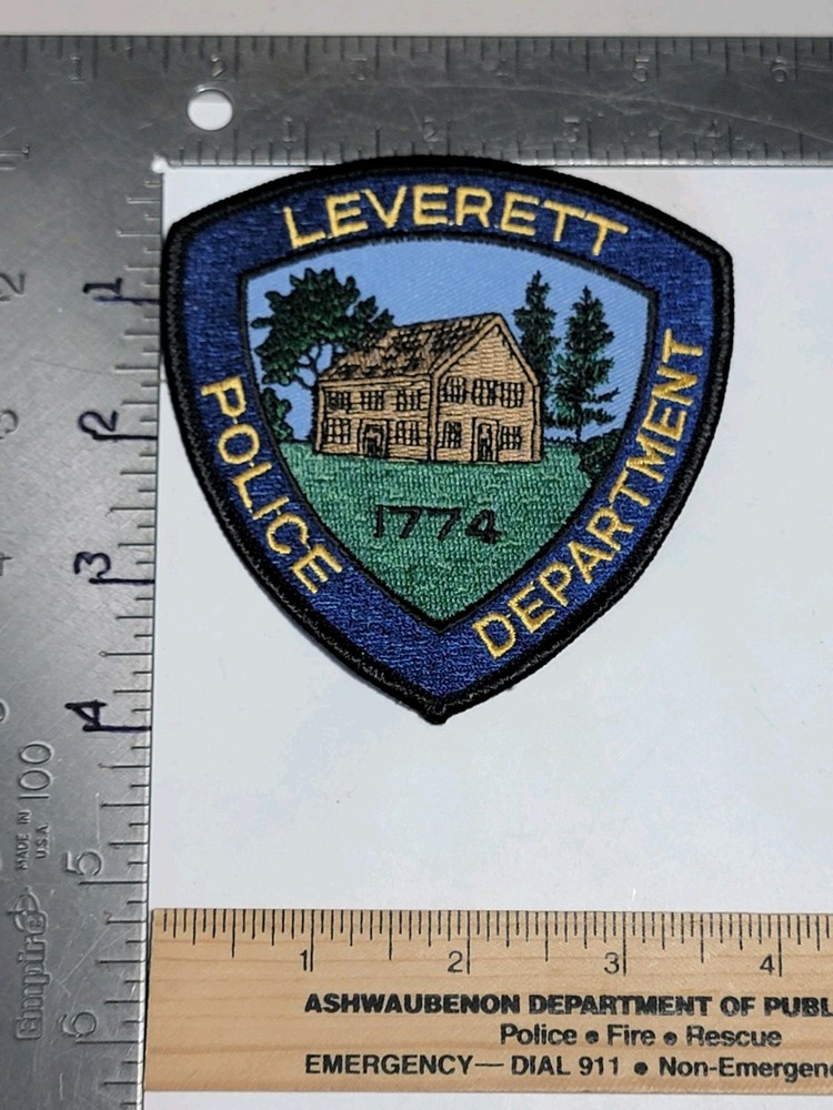 LE4 Police Patch Massachusetts Leverett