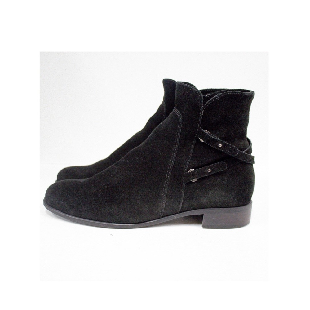 La CANADIENNE Black Leather Booties