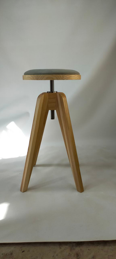Piano stool