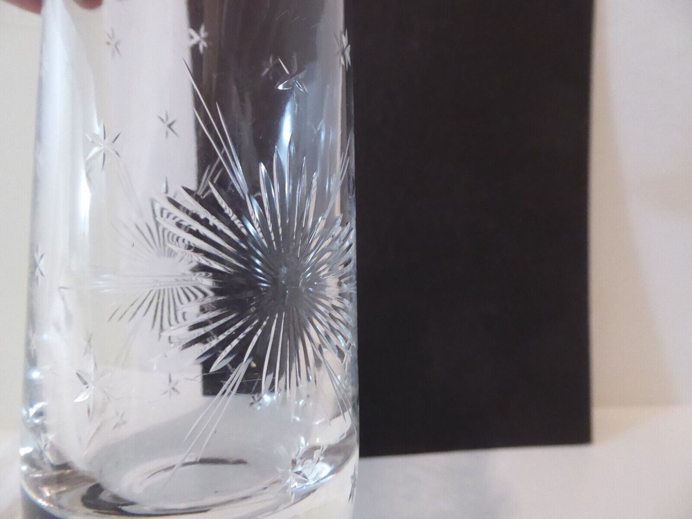 Crystal Vase 8” with Weighted Bottom, Engraved Star Pattern, Elegant (S2