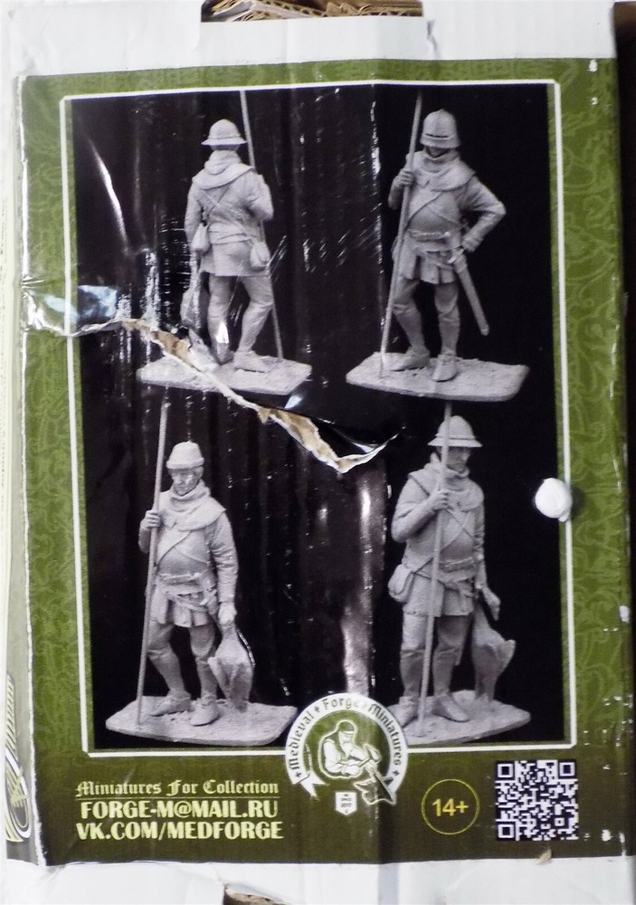 Medieval Forge Miniatures Medieval Infantryman 15 Centur Requires Assembly/Paint