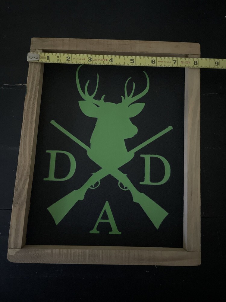 Wooden Canvas Dad Sign Decor