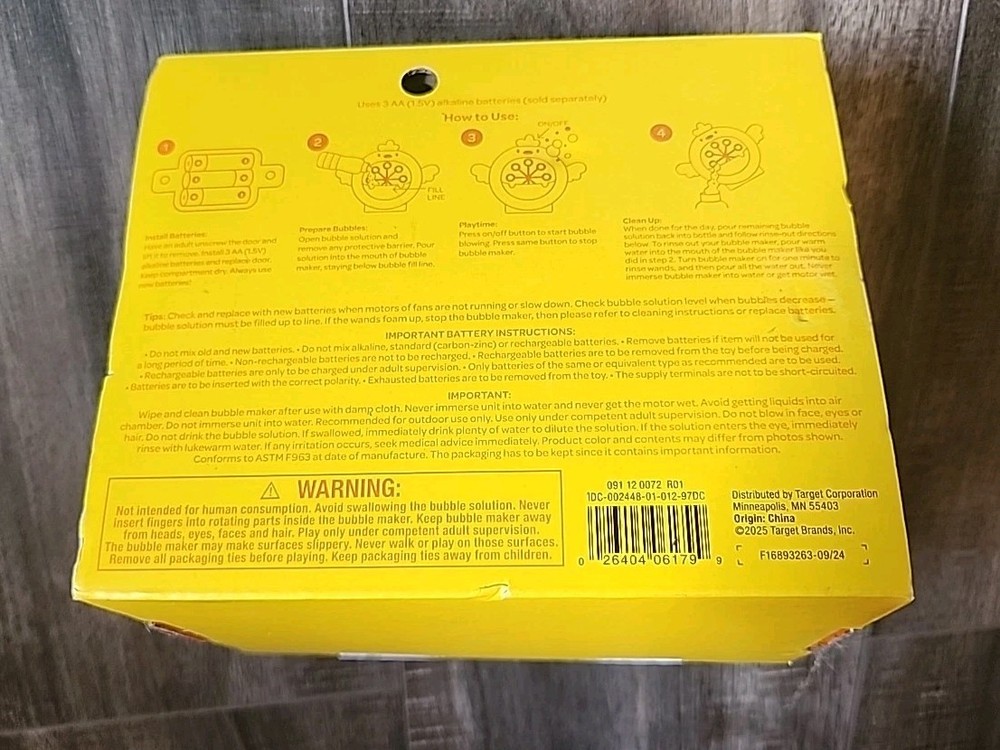 Sun Squad Chick Bubble Maker - New In Box, Bubbles Included!