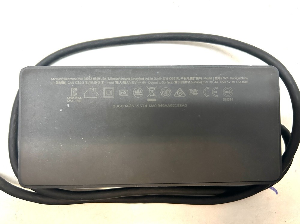 Microsoft Surface 1661 Microsoft Surface Docking Station w/90W Power Supply