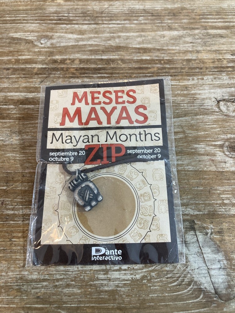 Meses Mayas Necklace