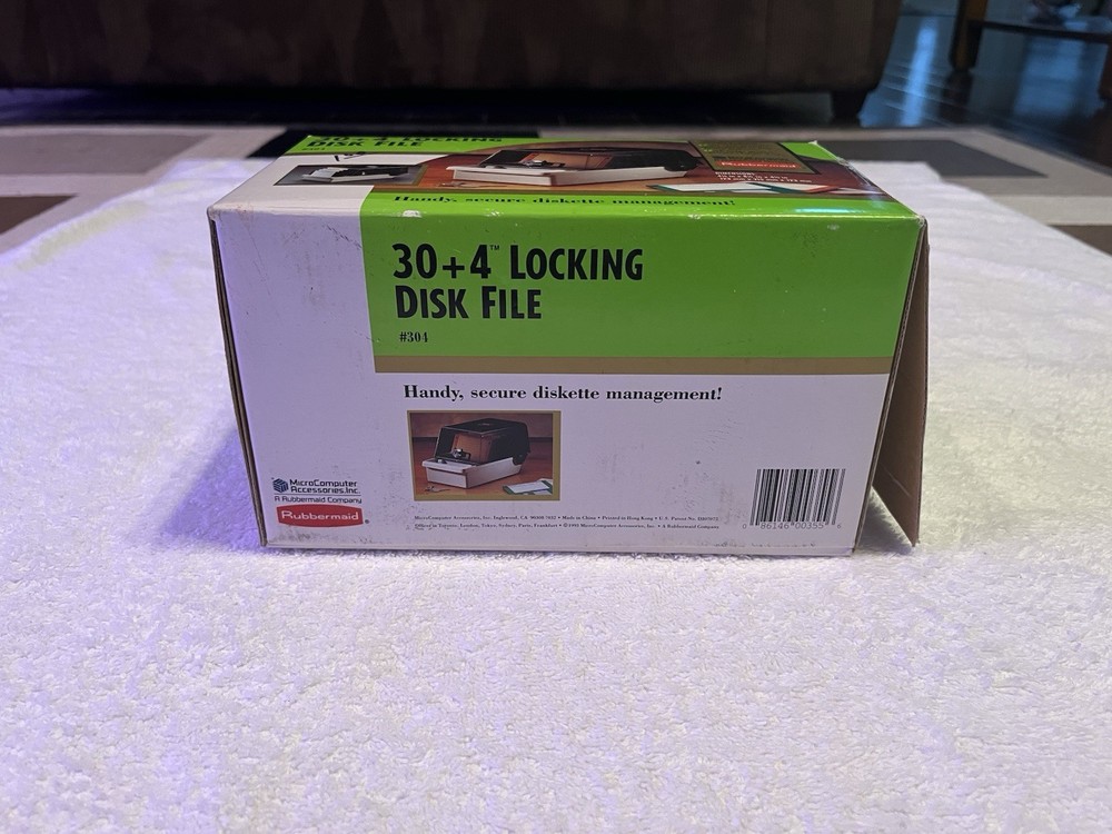Vintage Rubbermaid 3.5" Locking Floppy Disk Computer File Storage Box Holder