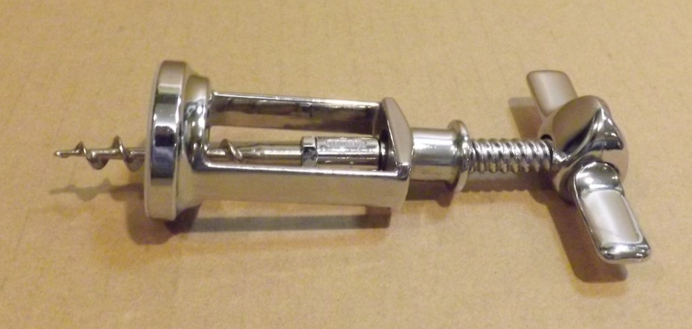 Vintage GESCHUETZT Fly Nut Twist Corkscrew