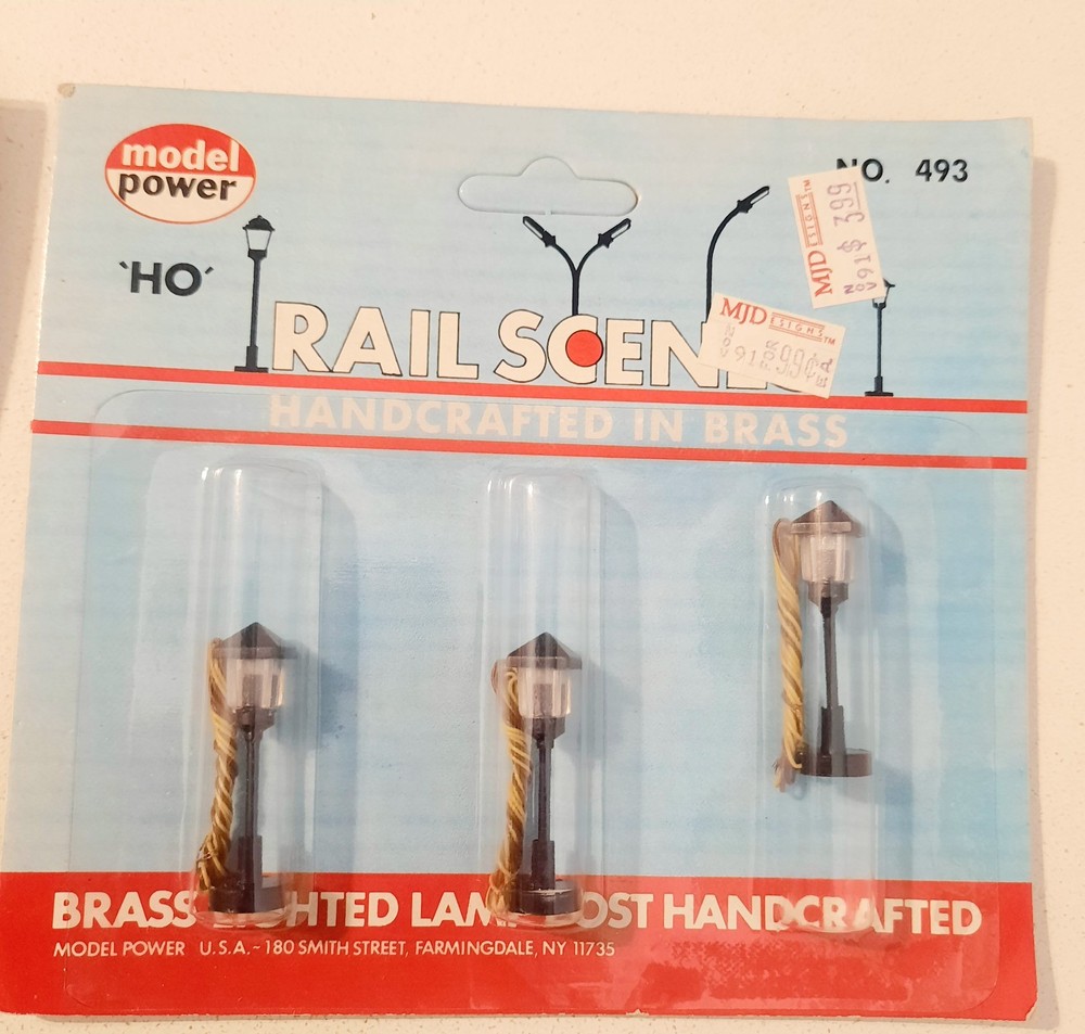 2 Model Power HO Scale #493 3 Pack Brass Lighted Lamp Posts Handcrafted NOS