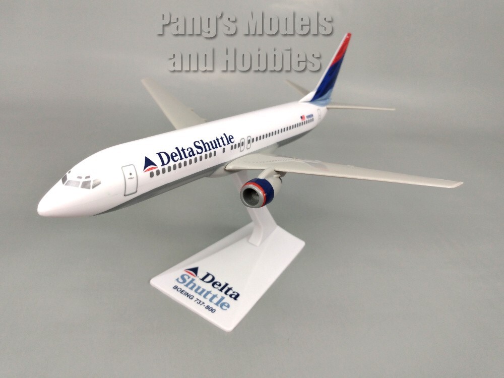 Boeing 737-800 737 Delta Shuttle "Flying Colors" 1/200 Scale Model